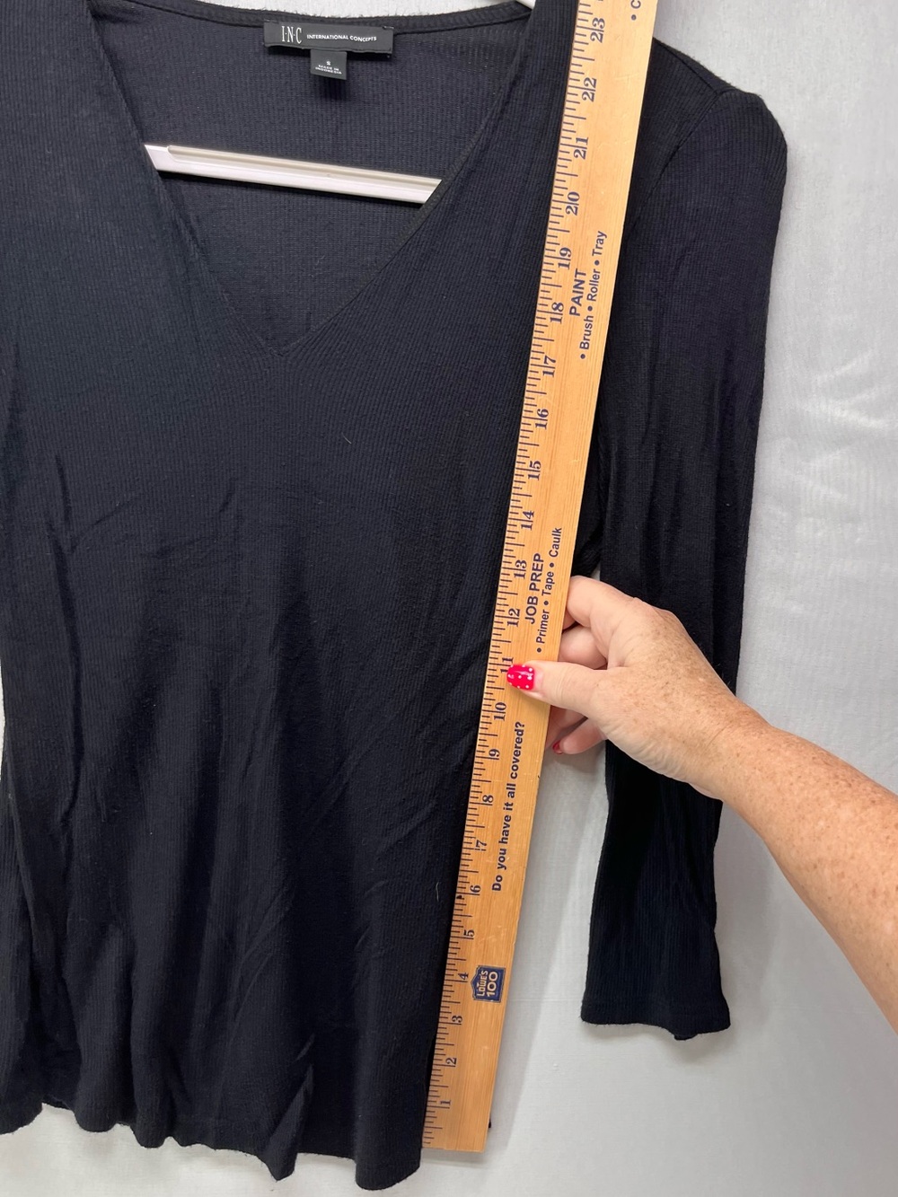 INC International Concepts Black V-Neck Long Sleeve Tee - Picture 4 of 5